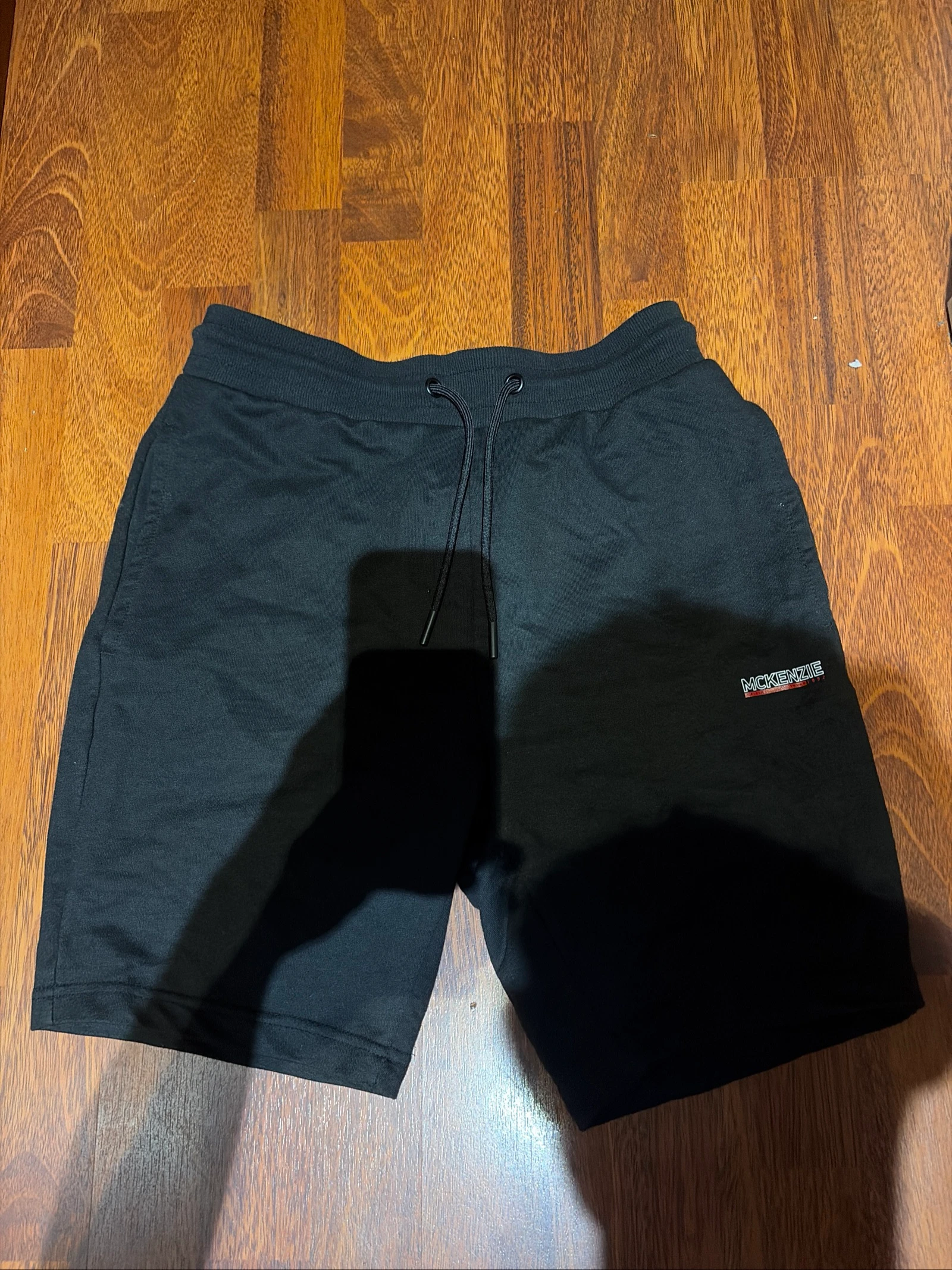 Pantalones mckenzie 